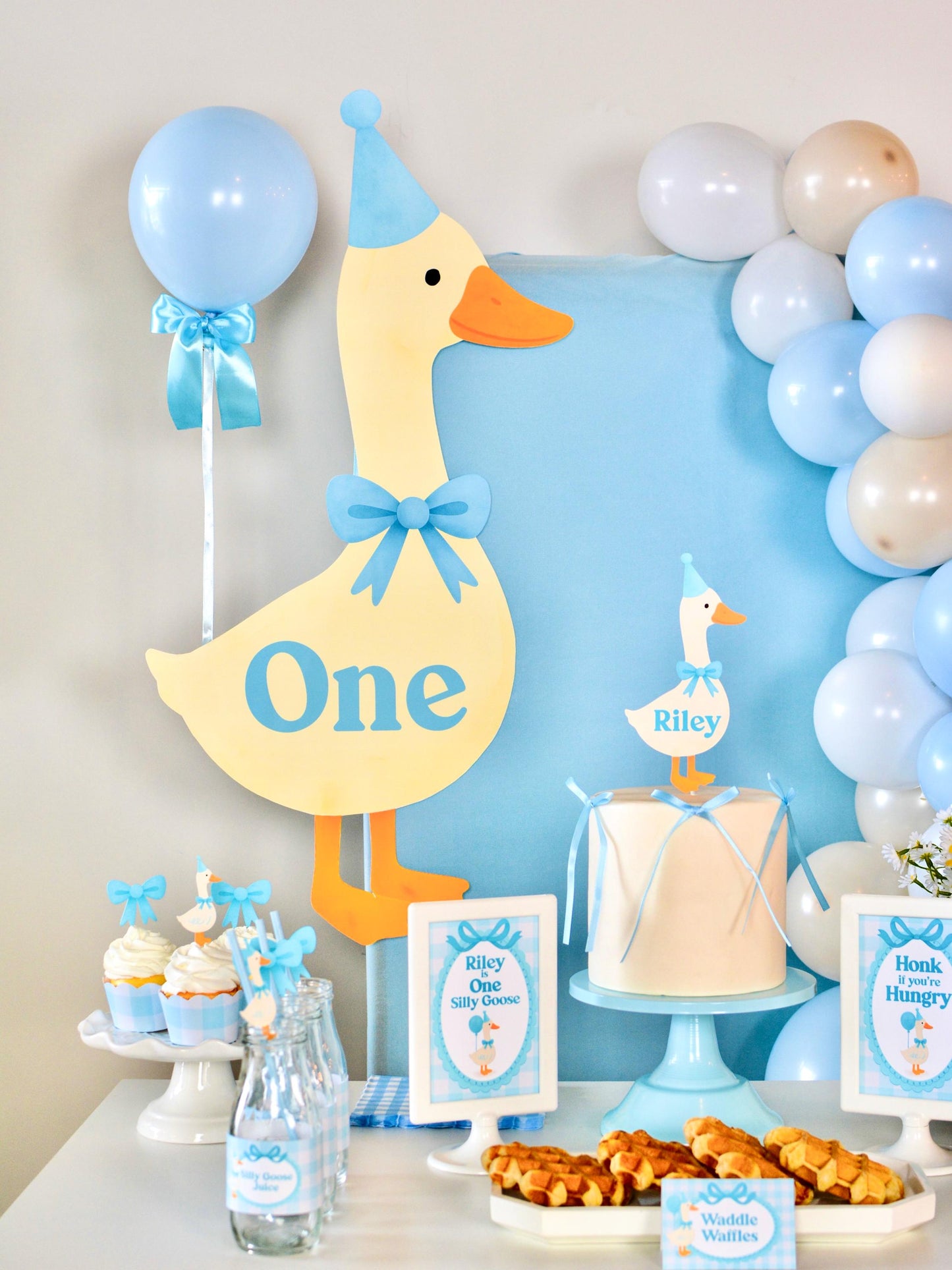 One Silly Goose Paper Straws