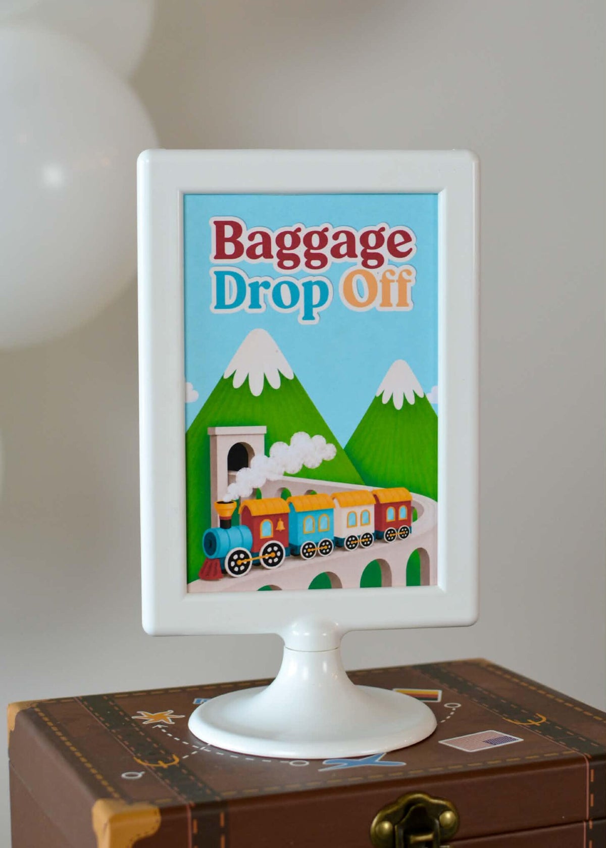 Personalized Train Party Bundle - Baggage Claim gift table sign