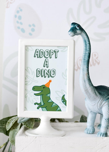 Personalized Dinosaur Party Bundle - dinosaur party decor detail